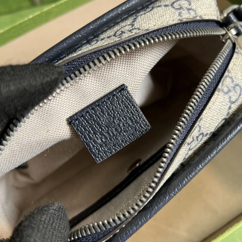 Gvc*1 clutch bags 4094-0452