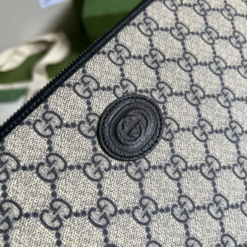 Gvc*1 clutch bags 4094-0455