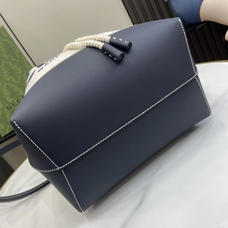 Gvc*1 bucket bags 4094-0696