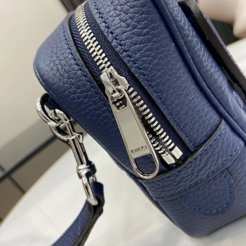 Gvc*1 clutch bags 4094-0711