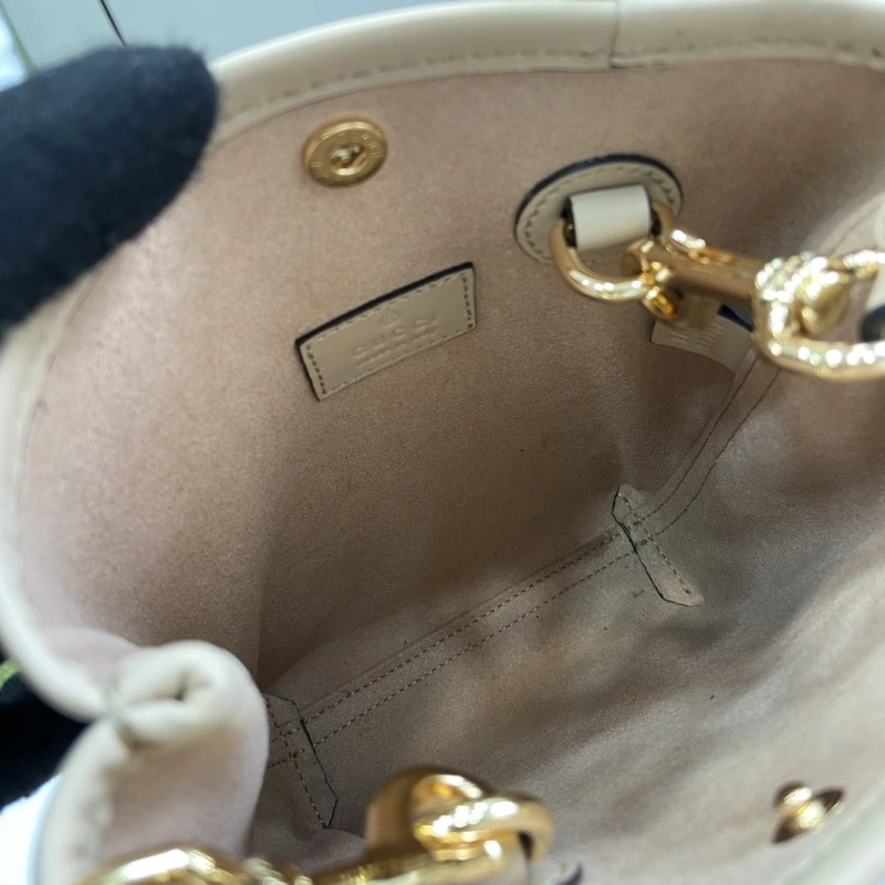 Gvc*1 top handle bags 4094-0767