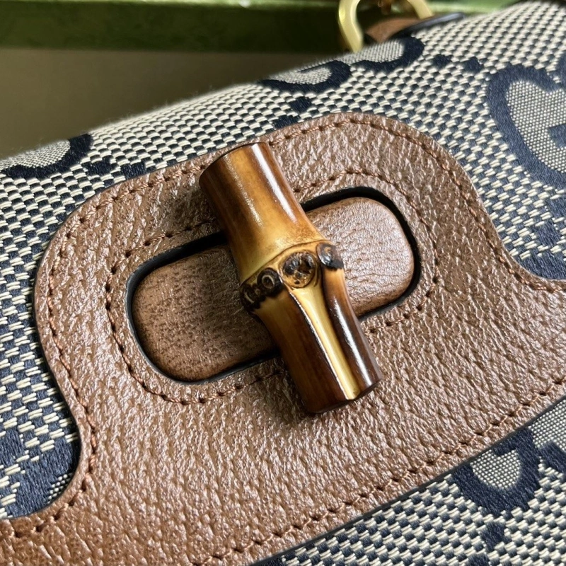 Gvc*1 satchel bags 4094-0799