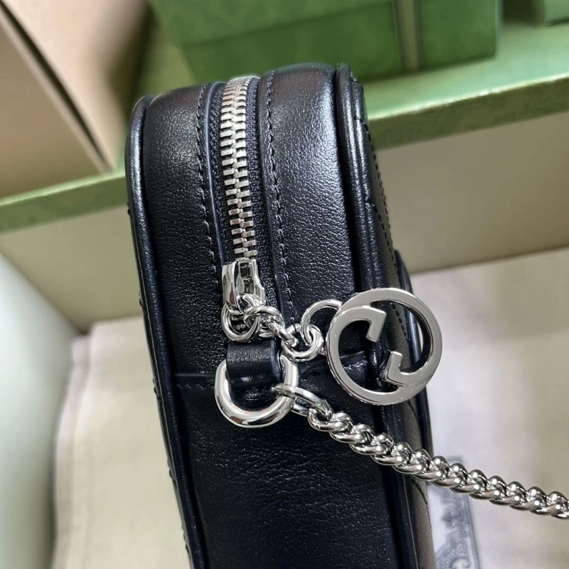 Gvc*1 satchel bags 4094-0880