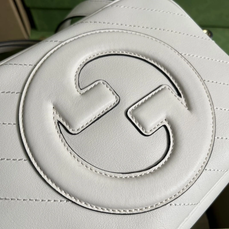 Gvc*1 satchel bags 4094-0896