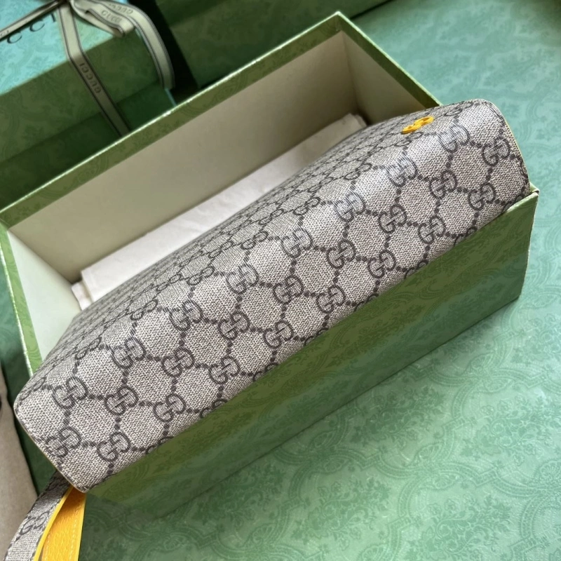 Gvc*1 clutch bags 4094-0928