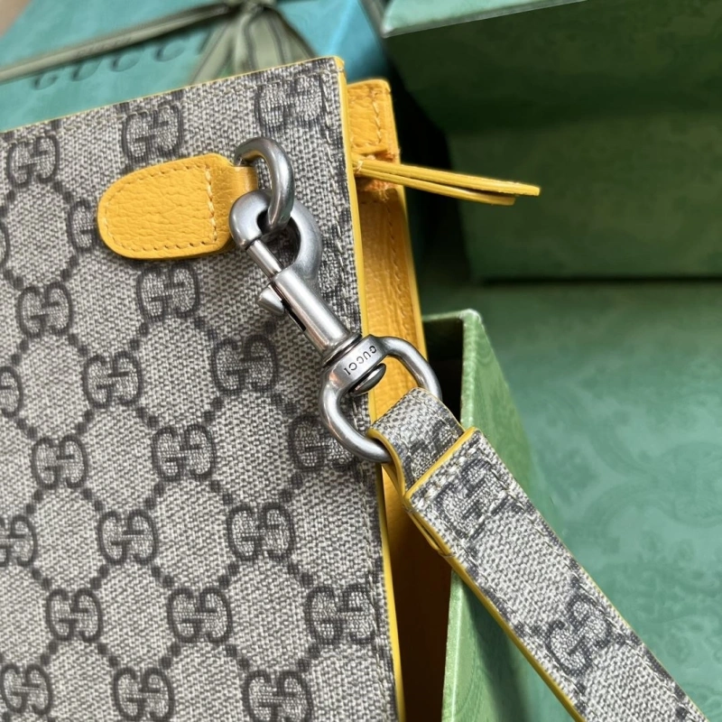 Gvc*1 clutch bags 4094-0928