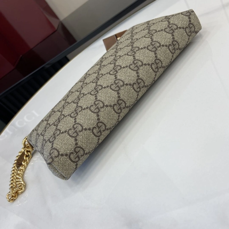 Gvc*1 clutch bags 4094b-0009