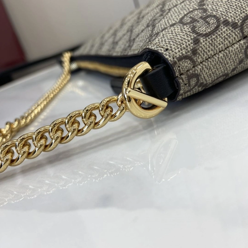 Gvc*1 clutch bags 4094b-0010