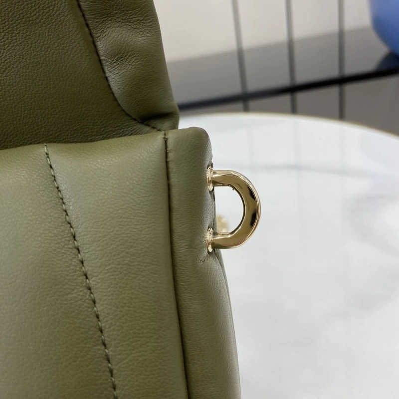 Gvc*1 top handle bags 4094b-0090