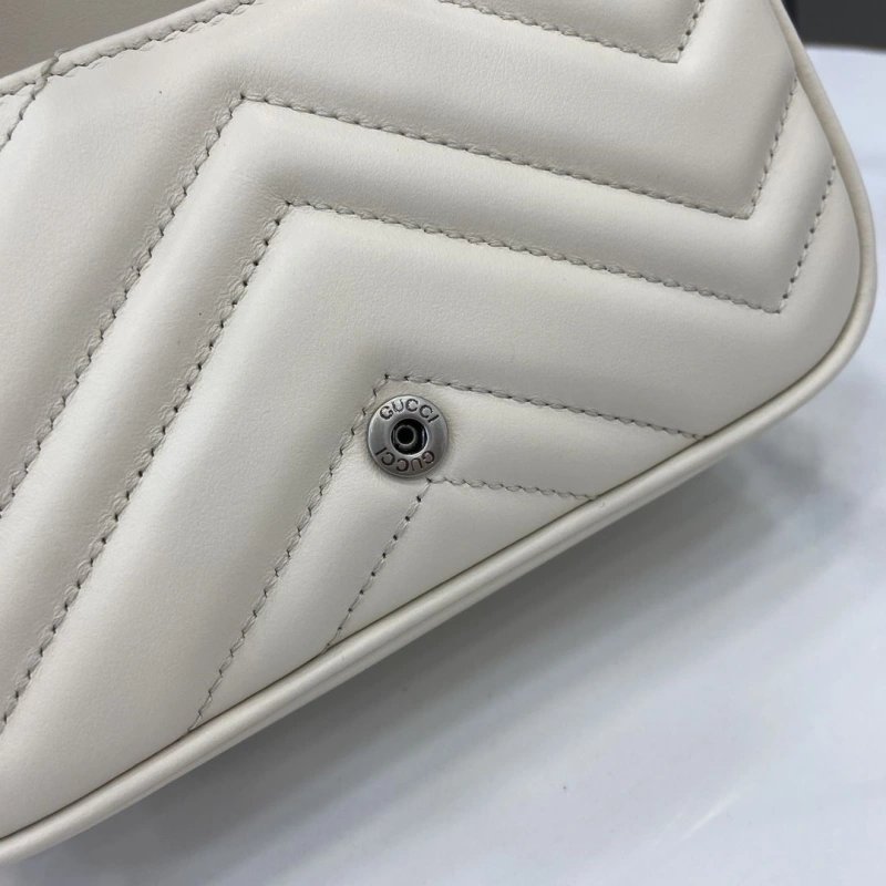 Gvc*1 satchel bags 4094b-0131