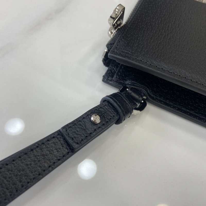Gvc*1 clutch bags 4094b-0187