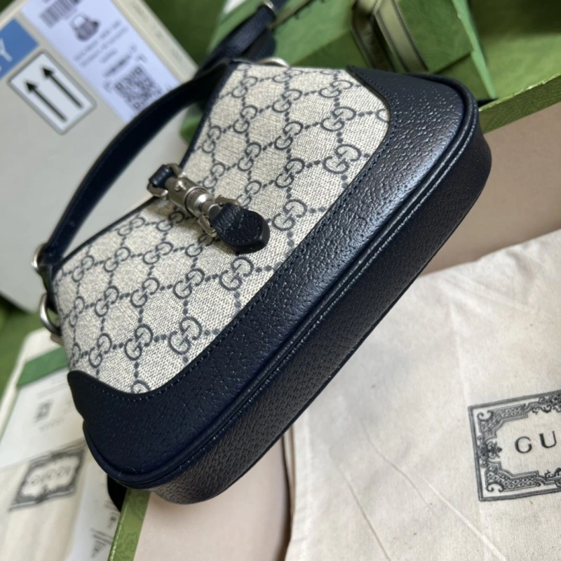 Gvc*1 top handle bags 4094b-0284