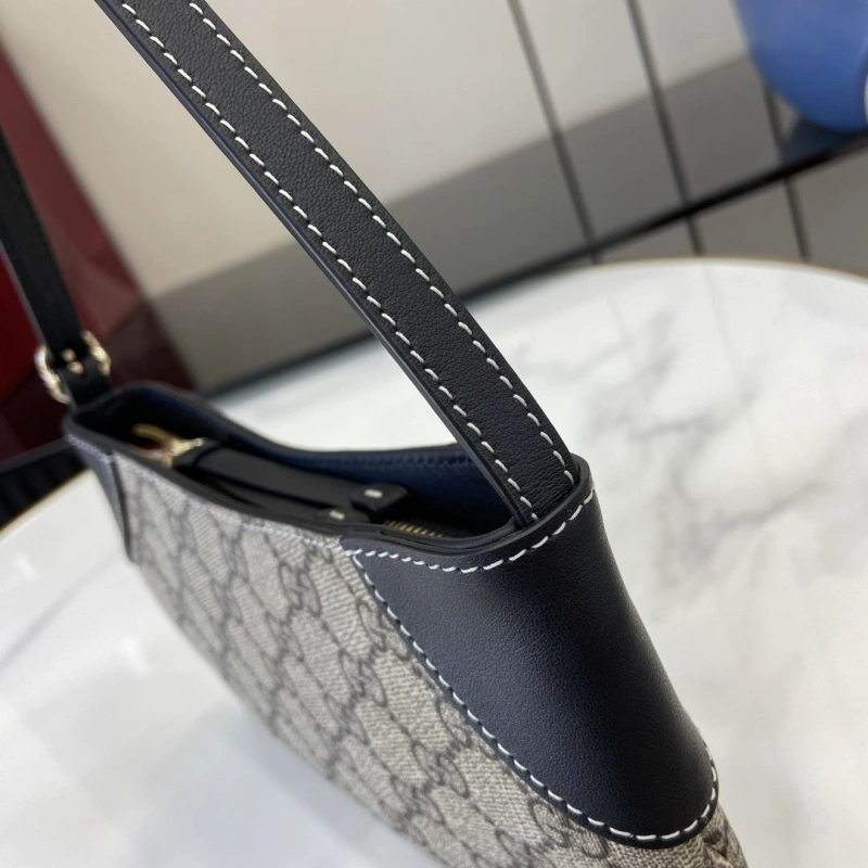 Gvc*1 top handle bags 4094b-0332