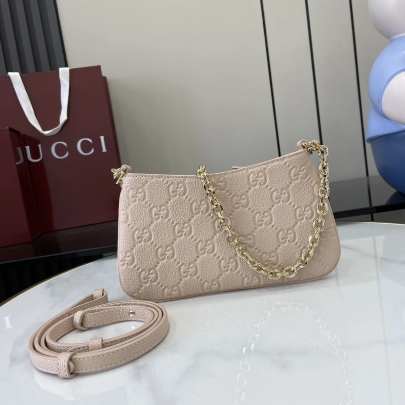 Gvc*1 clutch bags 4094b-0407