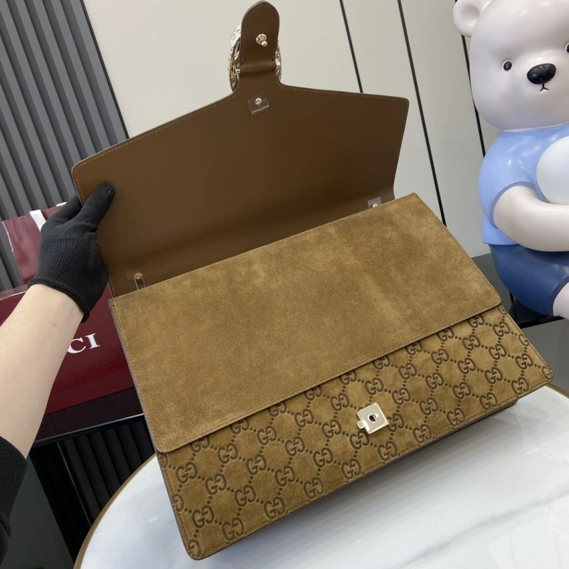 Gvc*1 clutch bags 4094b-0506