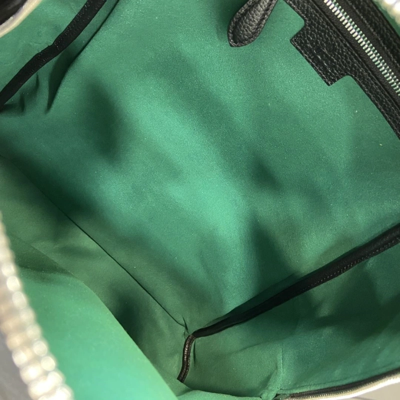 Gvc*1 backpacks 4094b-0507