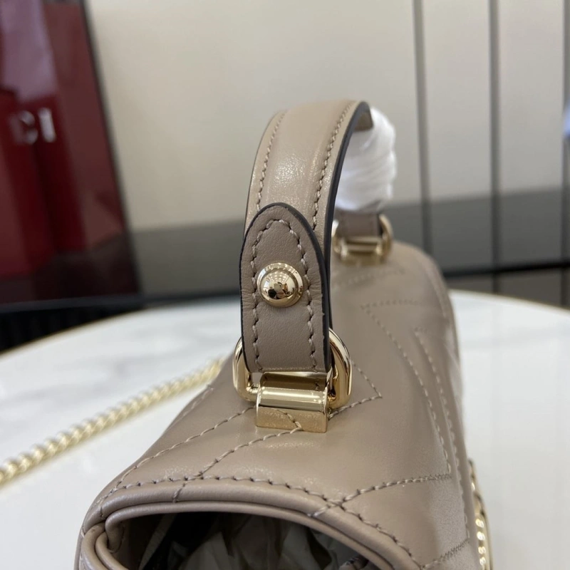Gvc*1 top handle bags 4094b-0517