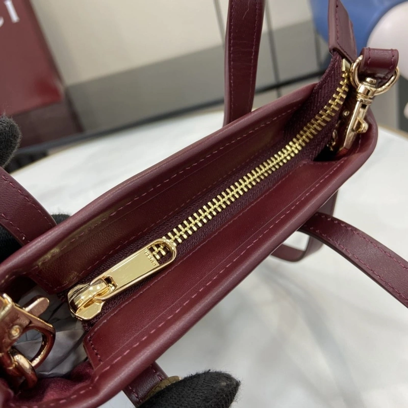 Gvc*1 top handle bags 4094b-0523