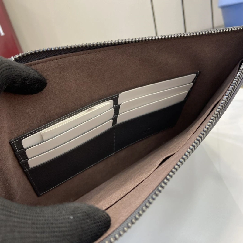Gvc*1 clutch bags 4094b-0607