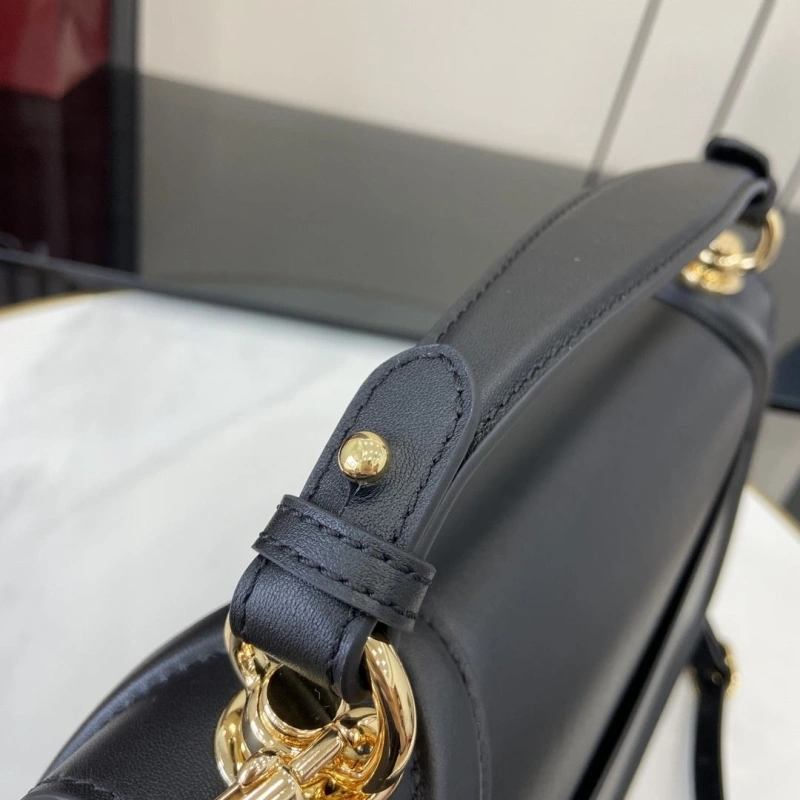 Gvc*1 top handle bags 4094b-0642
