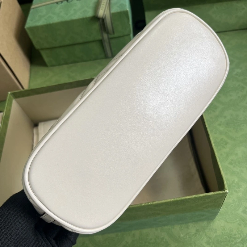 Gvc*1 top handle bags 4094f-0100