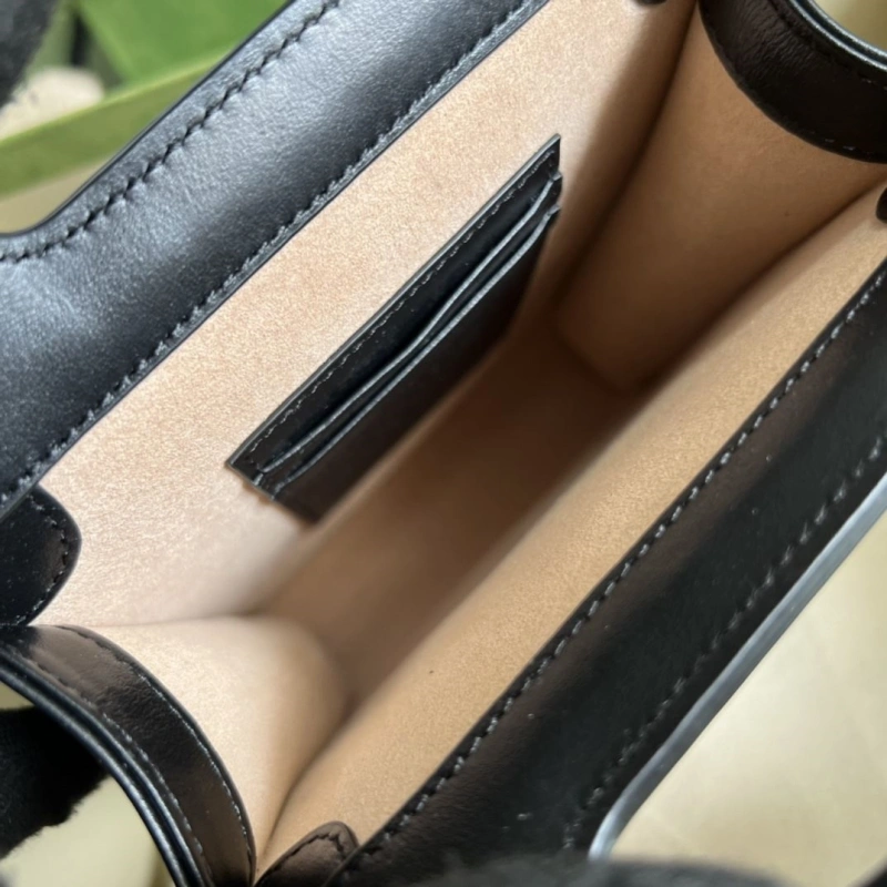 Gvc*1 top handle bags 4094f-0102