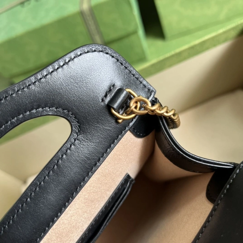 Gvc*1 top handle bags 4094f-0102