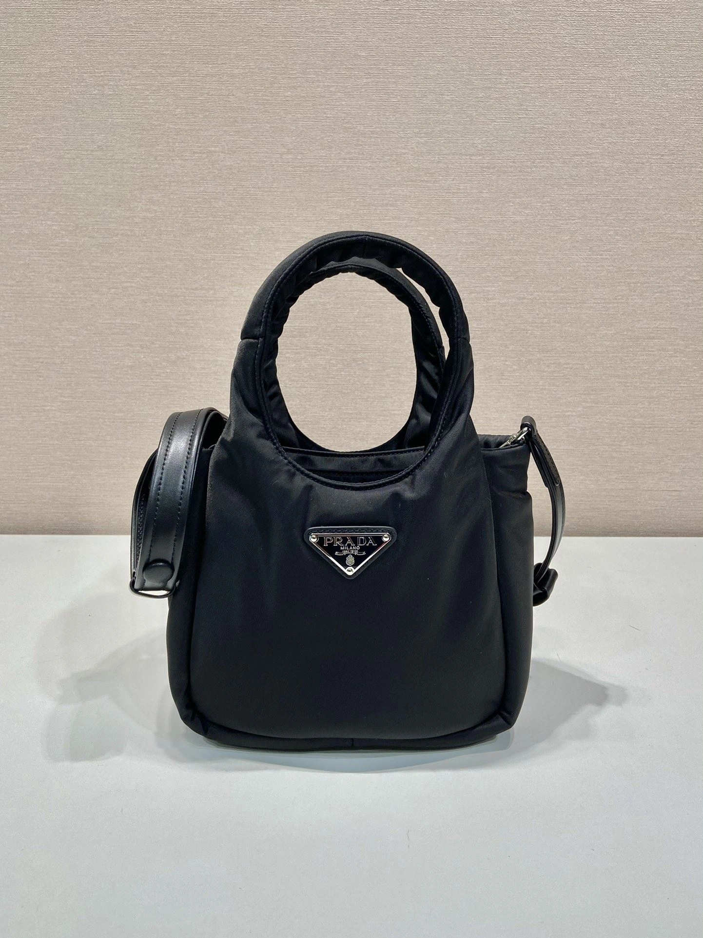 Pra*a bucket bags 4099a-0016