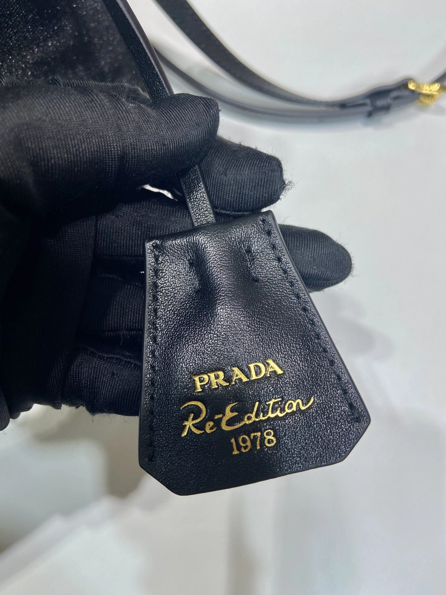Pra*a bucket bags 4099a-0041