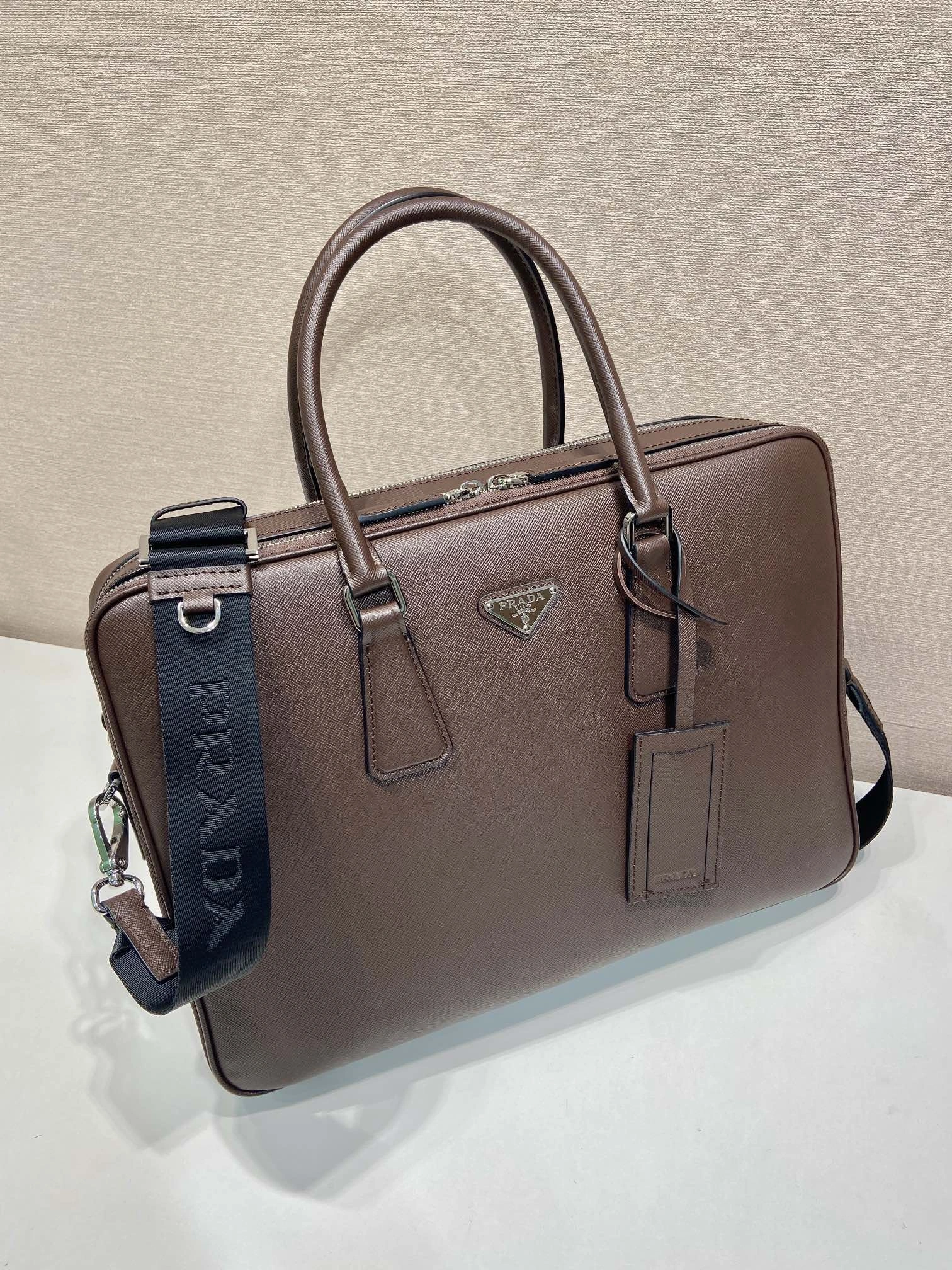 Pra*a briefcase 4099a-0050