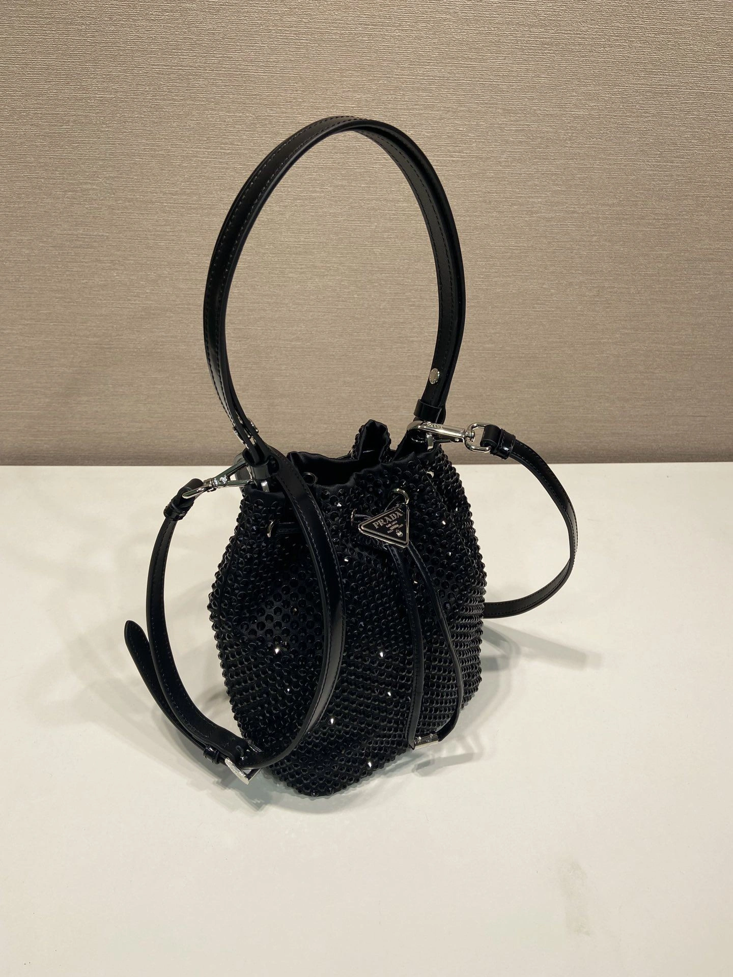 Pra*a bucket bags 4099a-0051