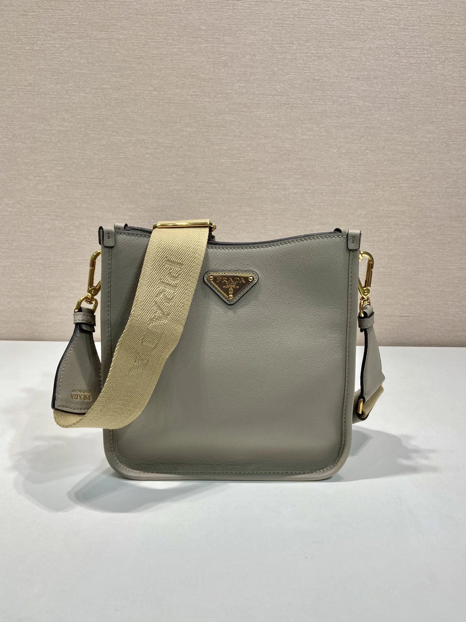 Pra*a satchel bags 4099a-0071