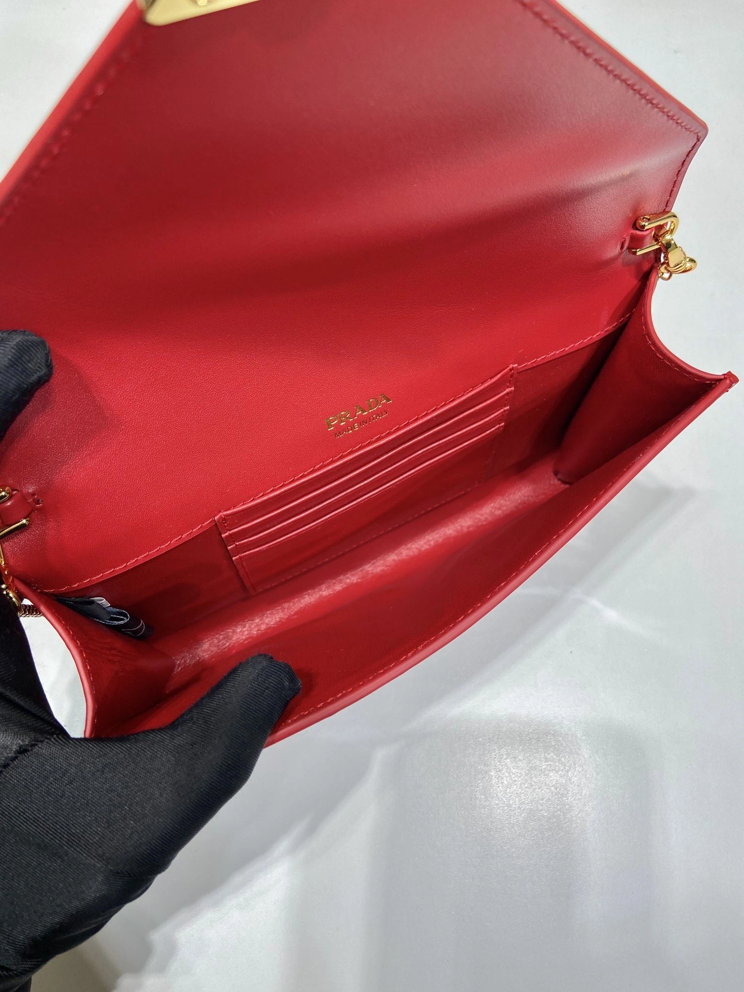 Pra*a clutch bags 4099a-0107