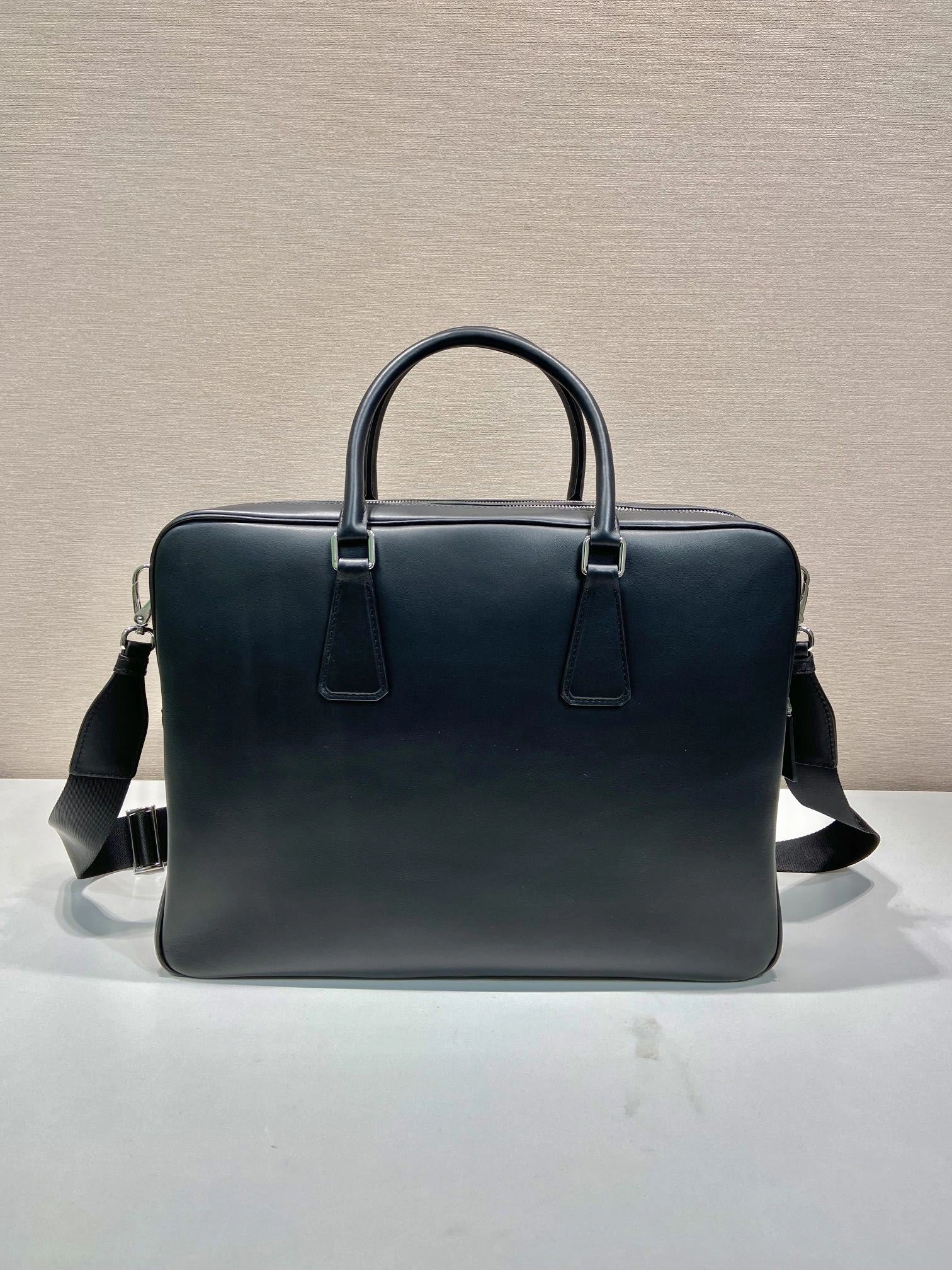 Pra*a briefcase 4099a-0158