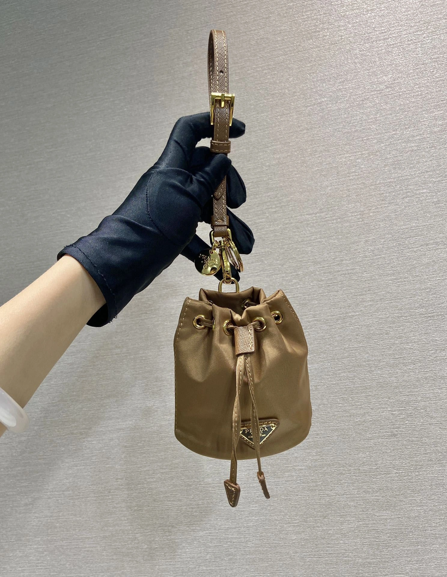 Pra*a bucket bags 4099a-0165