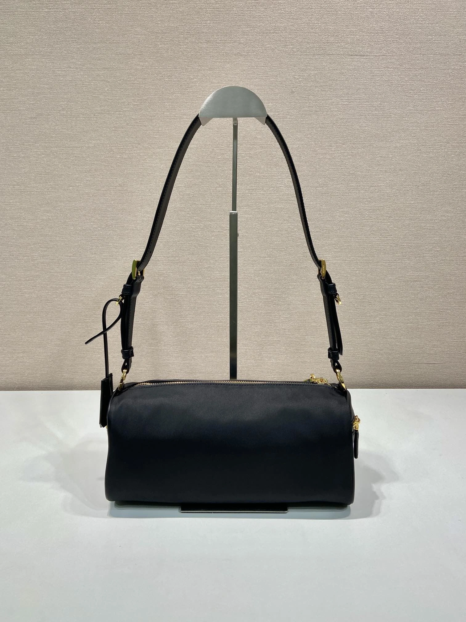 Pra*a round bags 4099a-0198