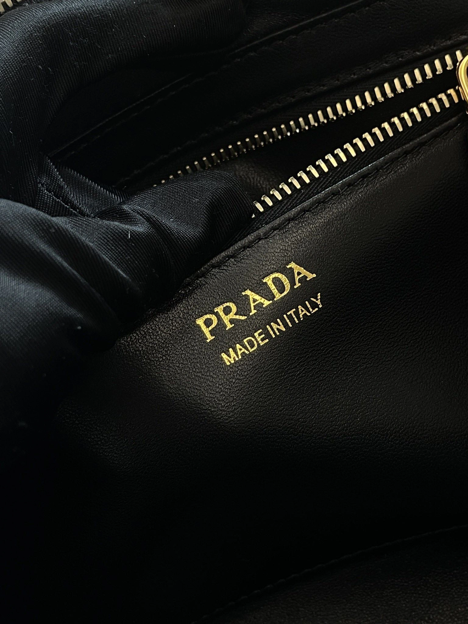Pra*a top handle bags 4099a-0231