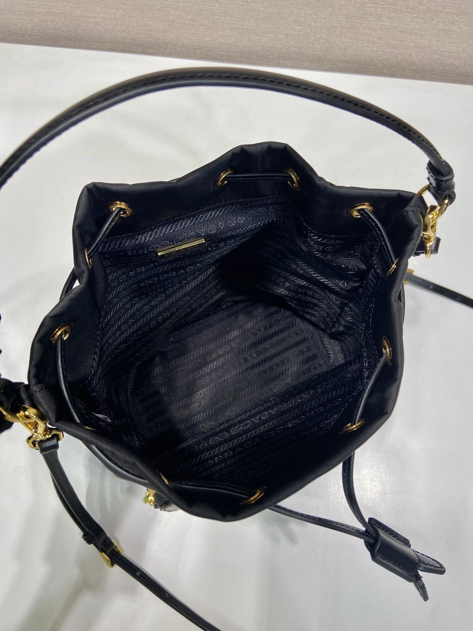Pra*a bucket bags 4099a-0237