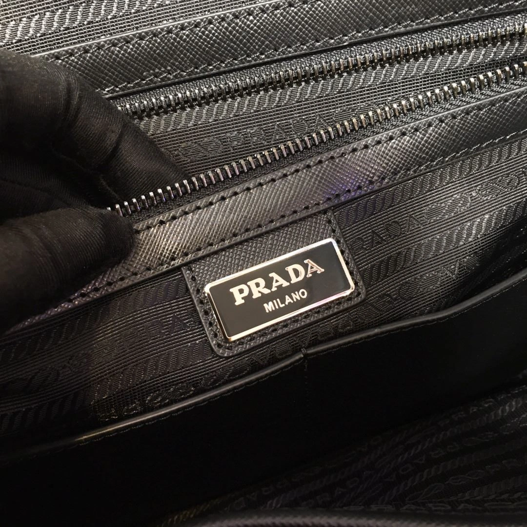 Pra*a briefcase 4099a-0286