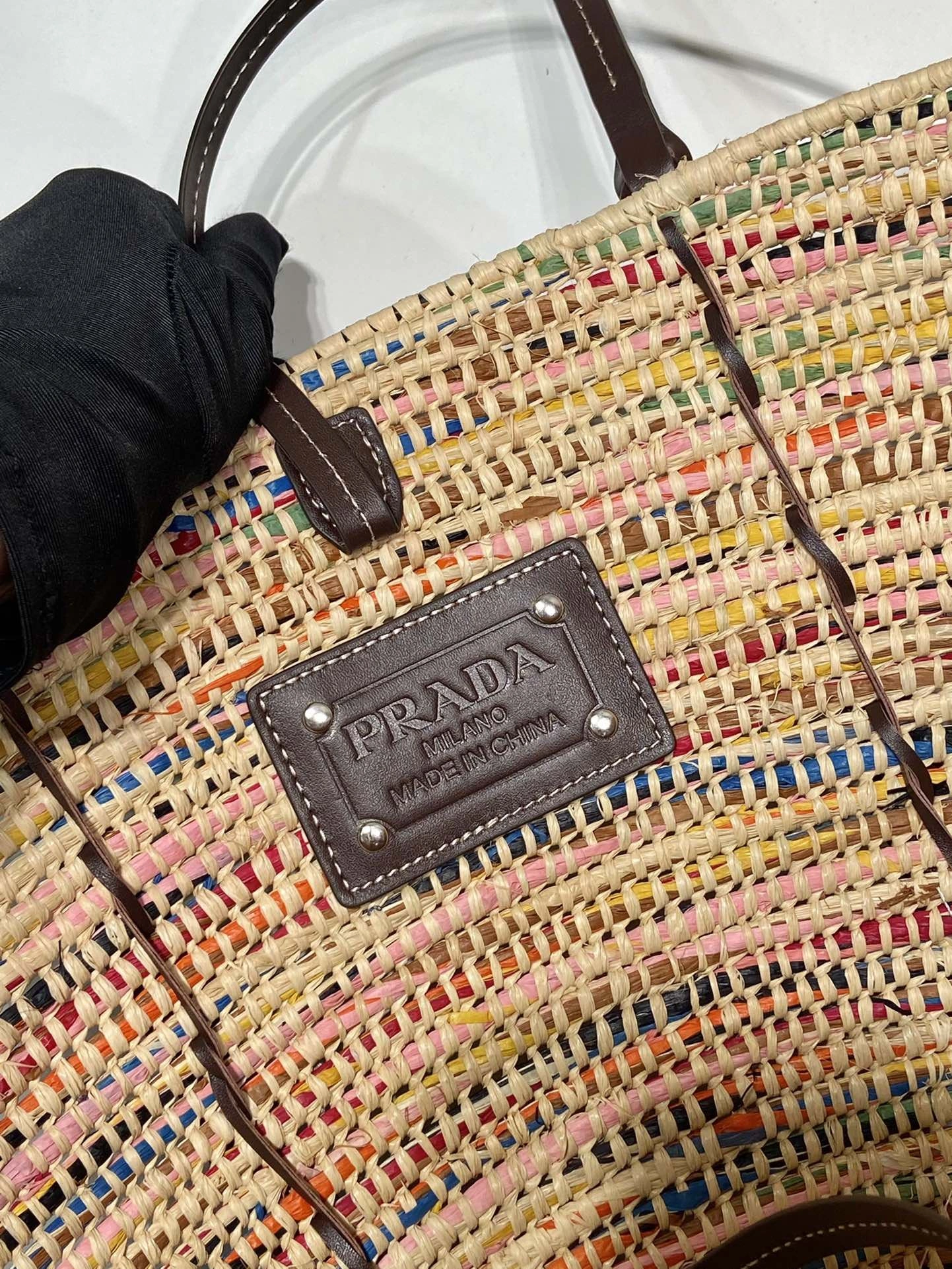 Pra*a shopping bags 4099a-0330