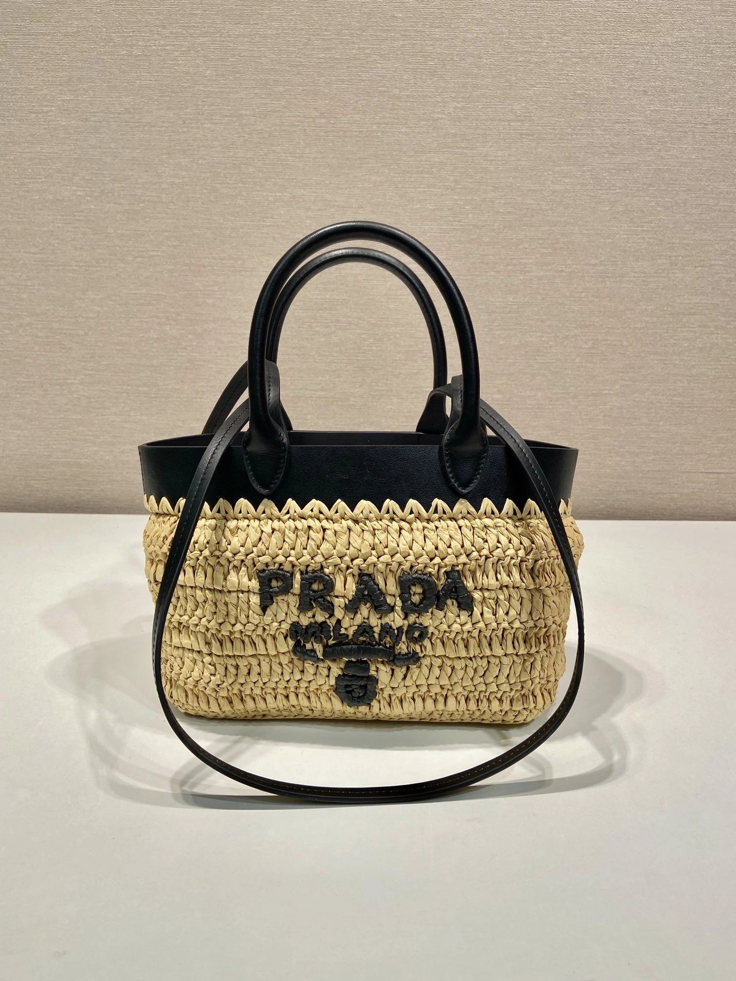 Pra*a shopping bags 4099a-0331