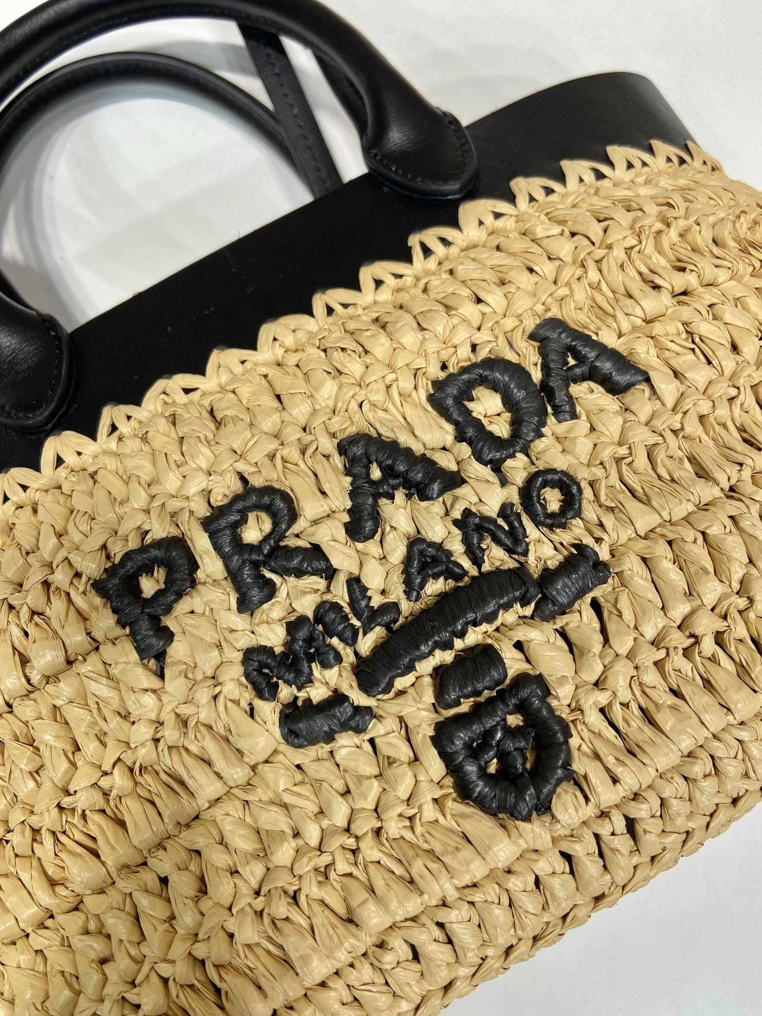 Pra*a shopping bags 4099a-0331