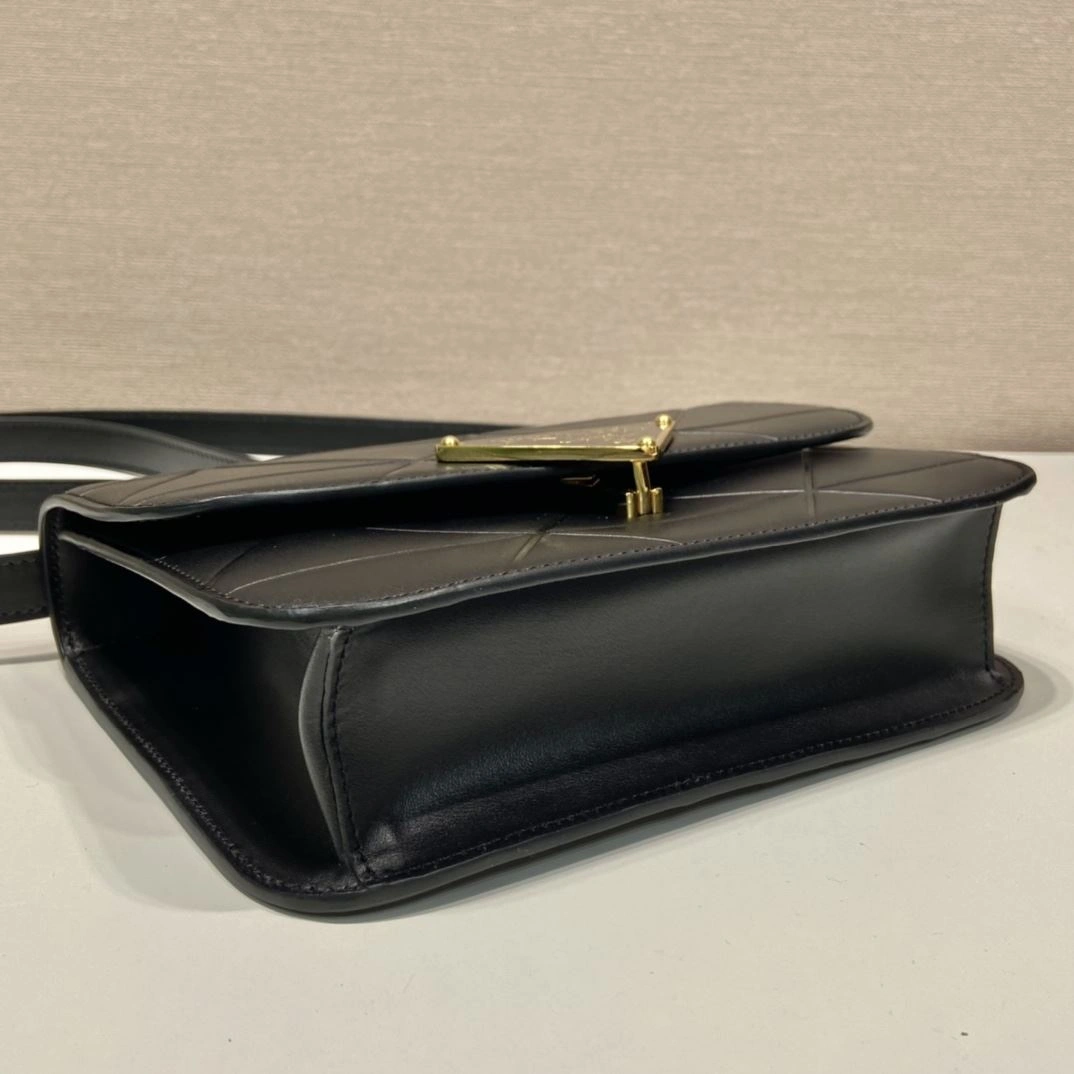 Pra*a top handle bags 4099a-0360