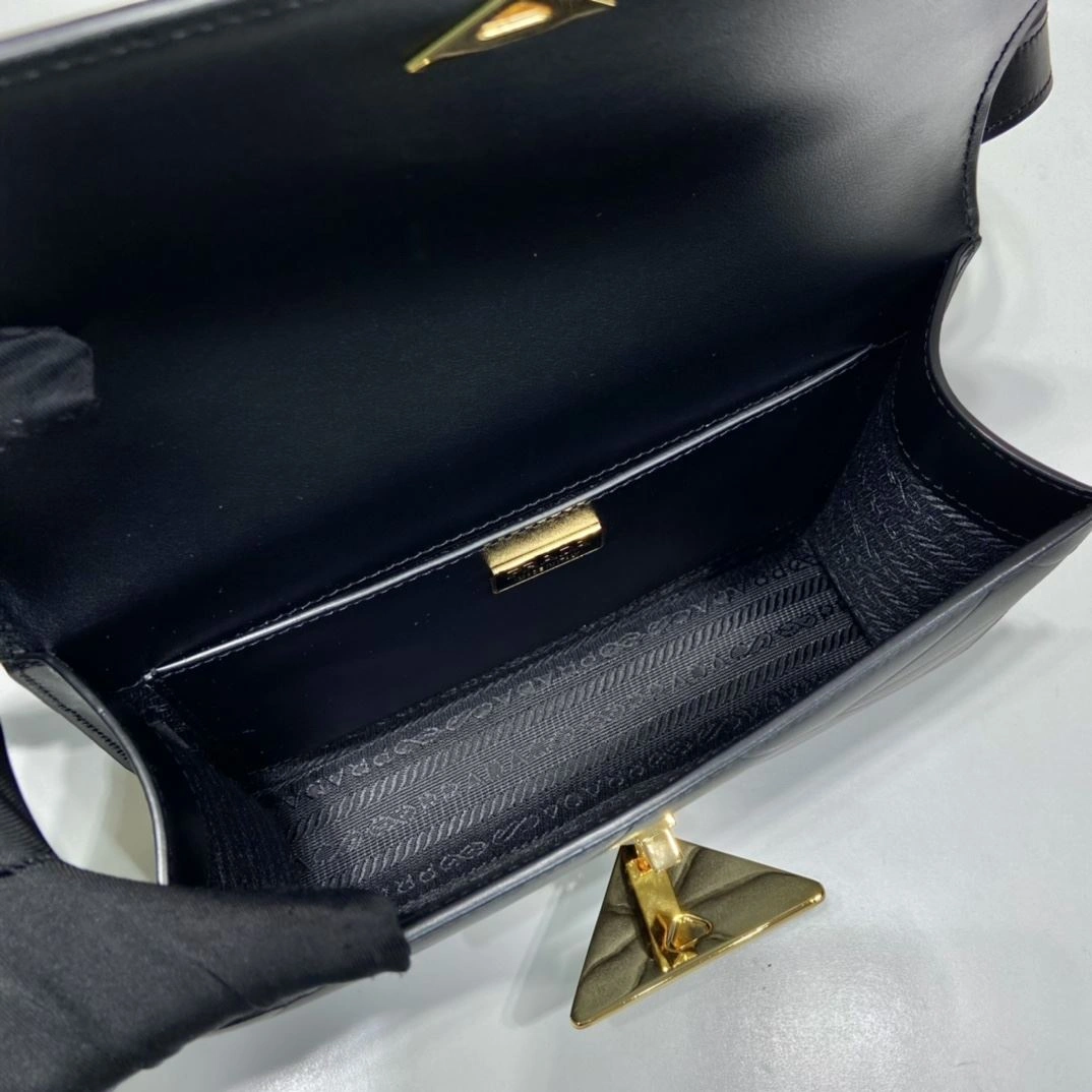 Pra*a top handle bags 4099a-0360