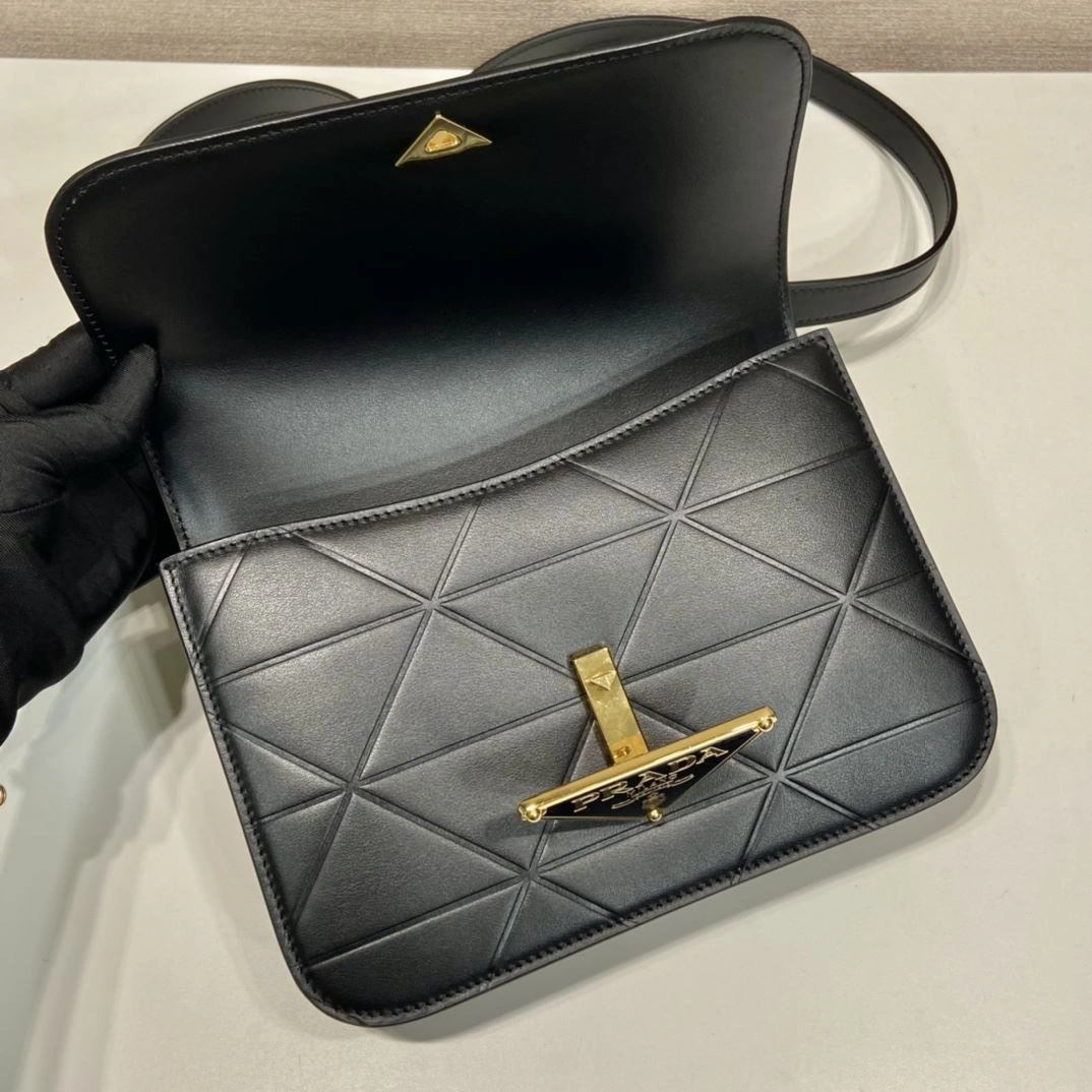 Pra*a top handle bags 4099a-0360
