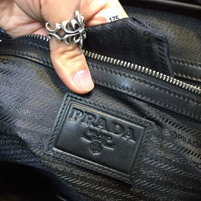 Pra*a briefcase 4099a-0383