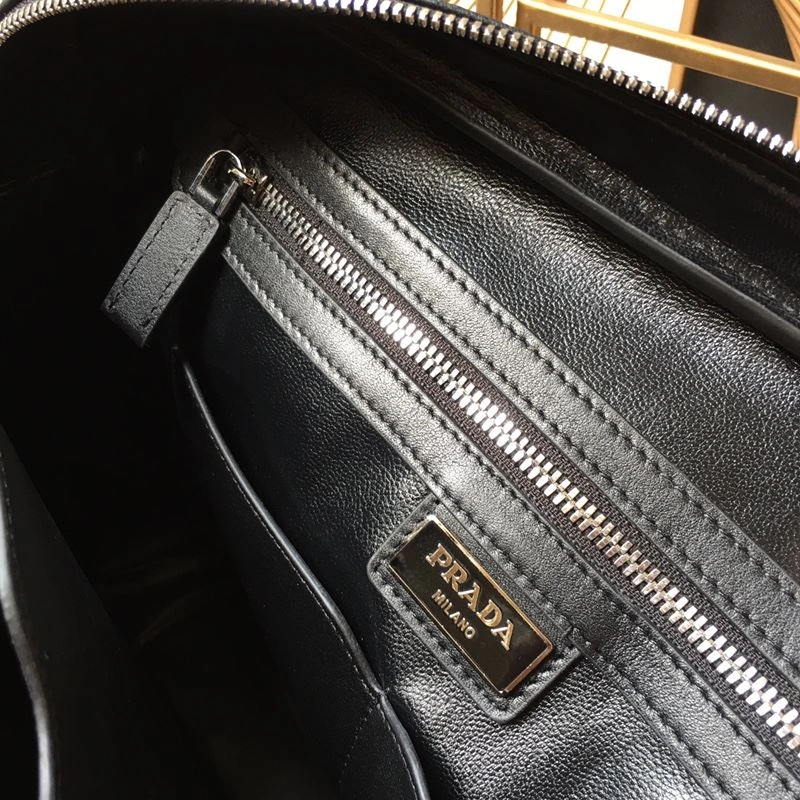 Pra*a briefcase 4099a-0384