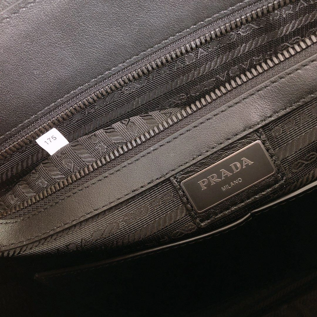 Pra*a briefcase 4099a-0385