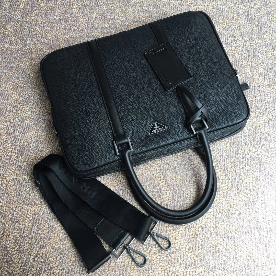 Pra*a briefcase 4099a-0386