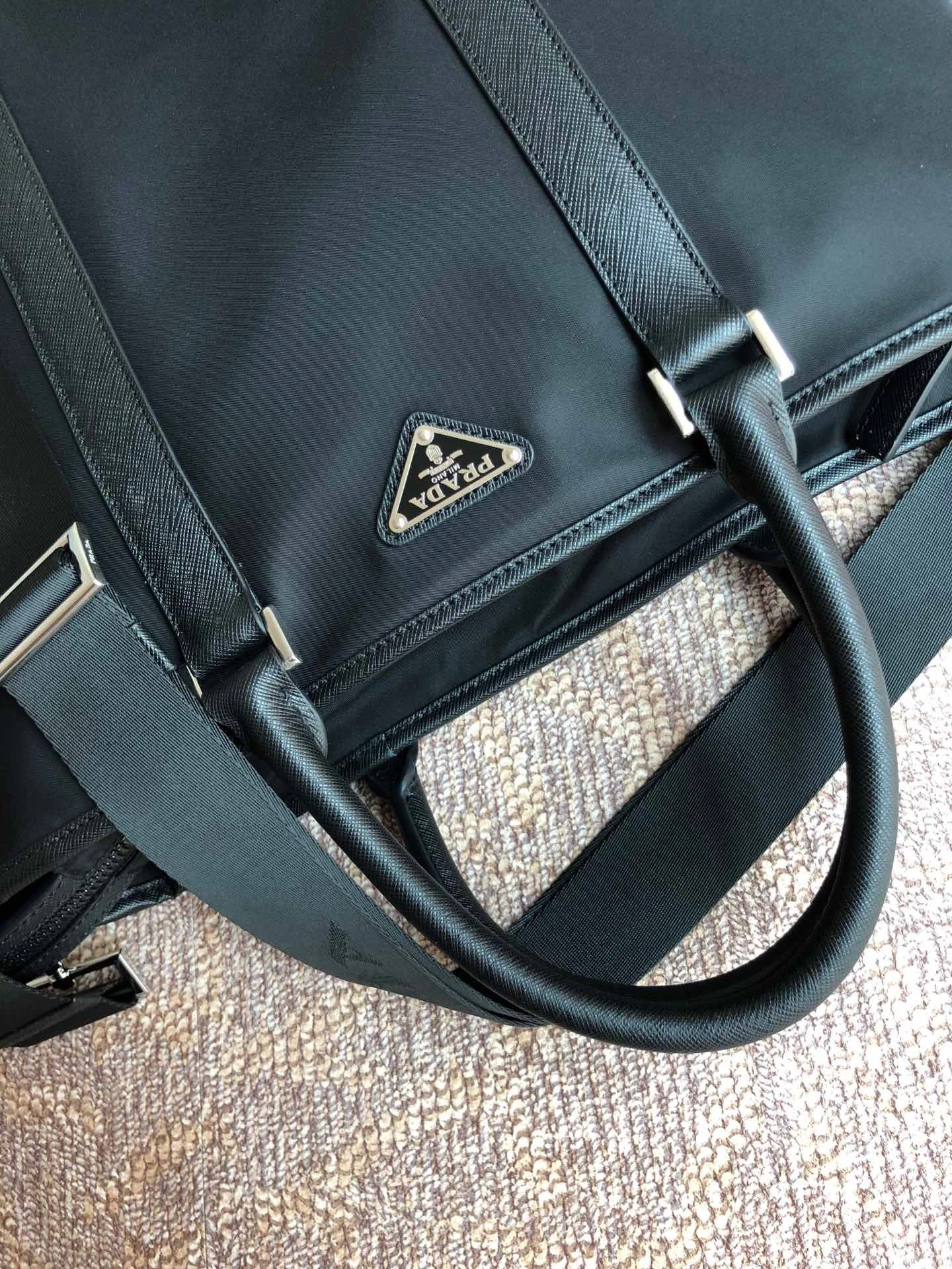 Pra*a briefcase 4099a-0413